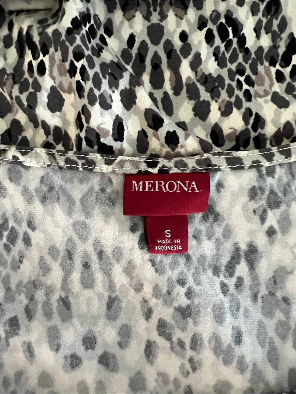 Merona Animal Print Blouse in Black and Cream - Picture 5 of 6